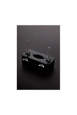 Entrave Etau Testicules Ball Buster Testicle Vice