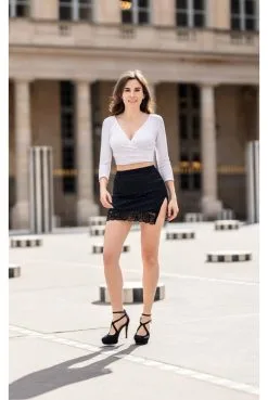 Jupe Courte Sexy Noire Coté Fendu Pamela